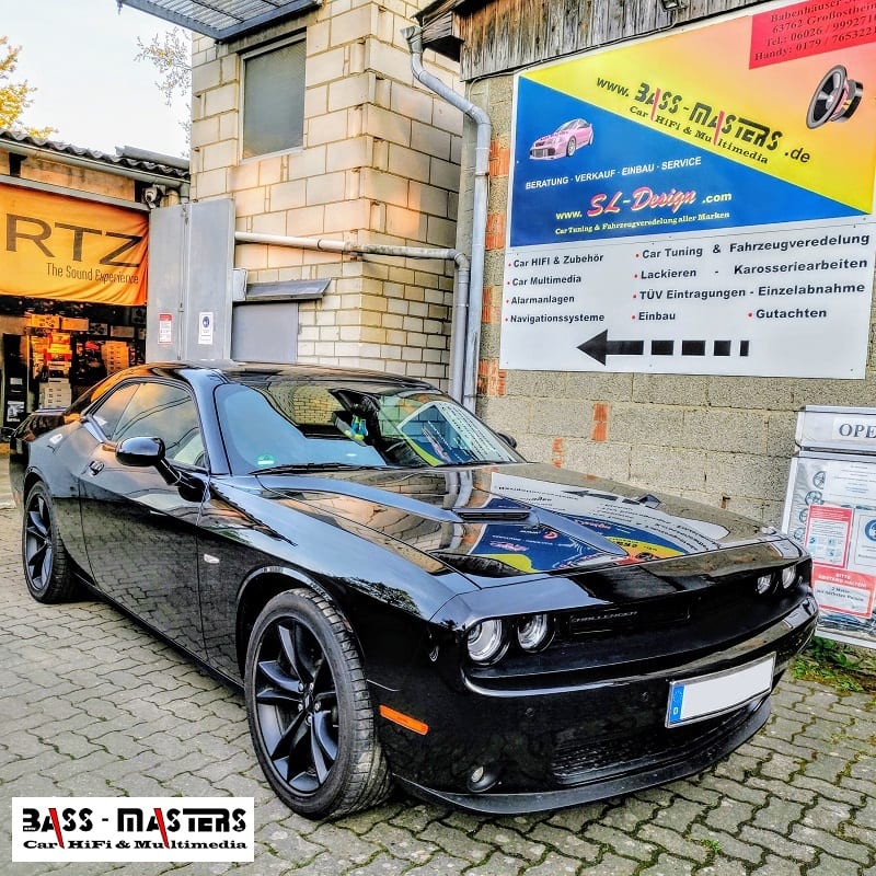 BASS MASTERS Soundsystem Dodge Challenger GT