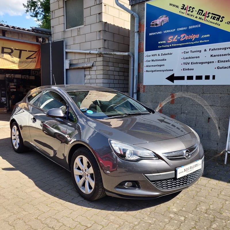 BASS MASTERS Soundsystem Opel Astra GTC