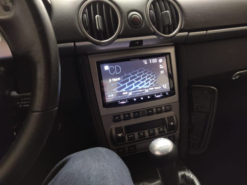 Porsche Cayman S Typ 987 AV-System mit Most-Lichtleiter