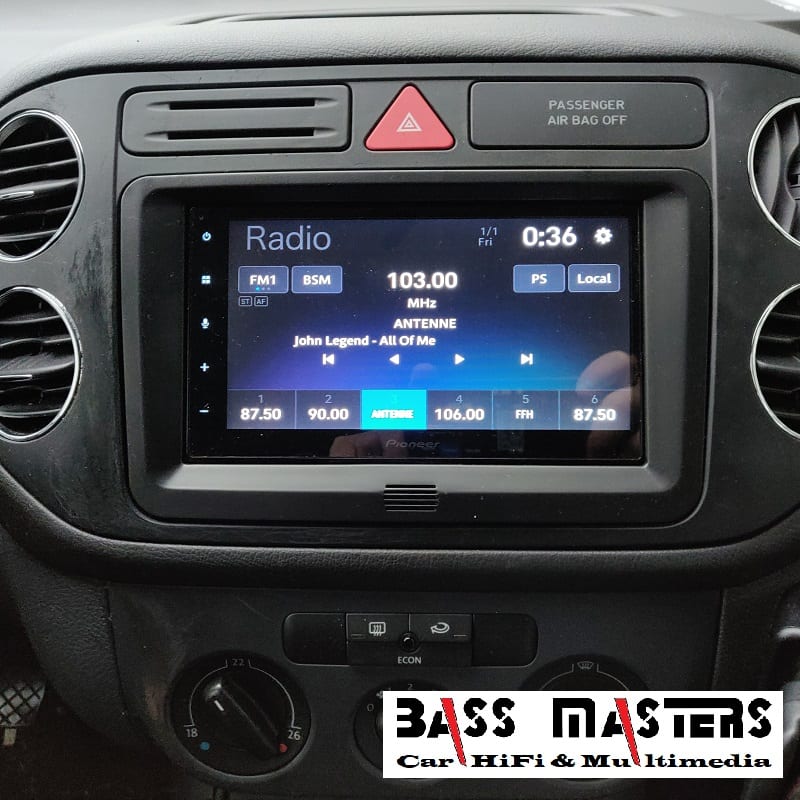 VW Golf V Plus, Pioneer SPH-DA160DAB